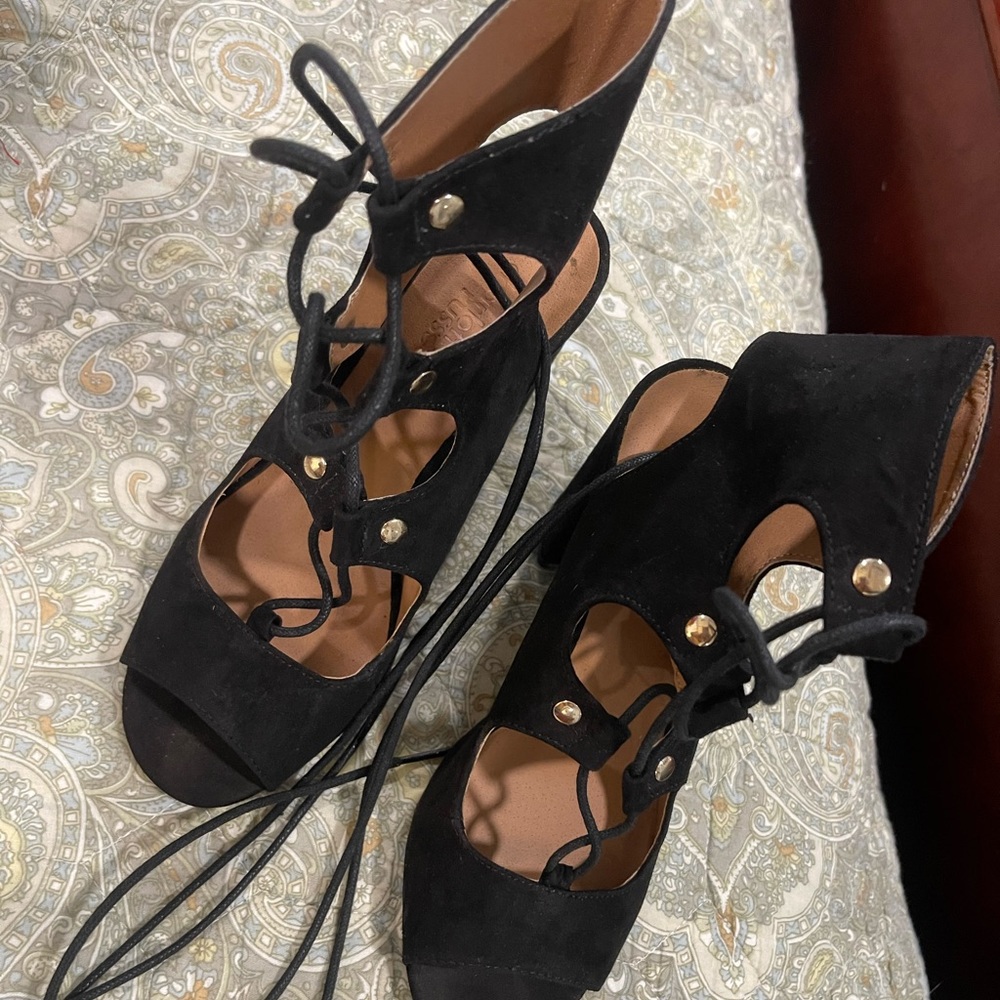Suede lace up block heel sandal